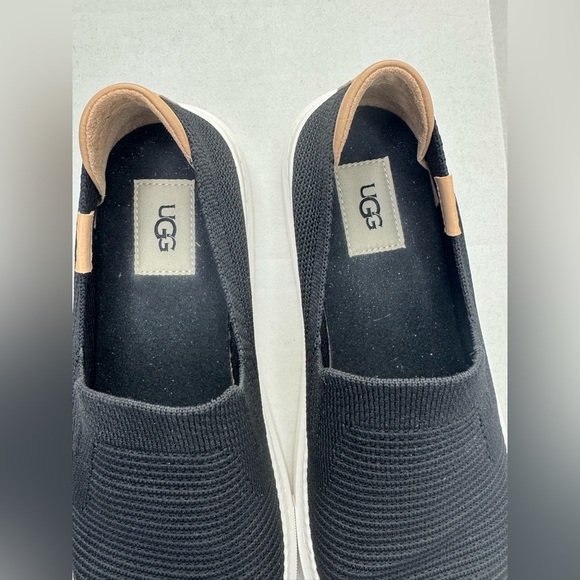 UGG Women’s Sammy Sz 9 Slip-on Sneaker Navy Blue Ribbed Knit. - Picture 3 of 8